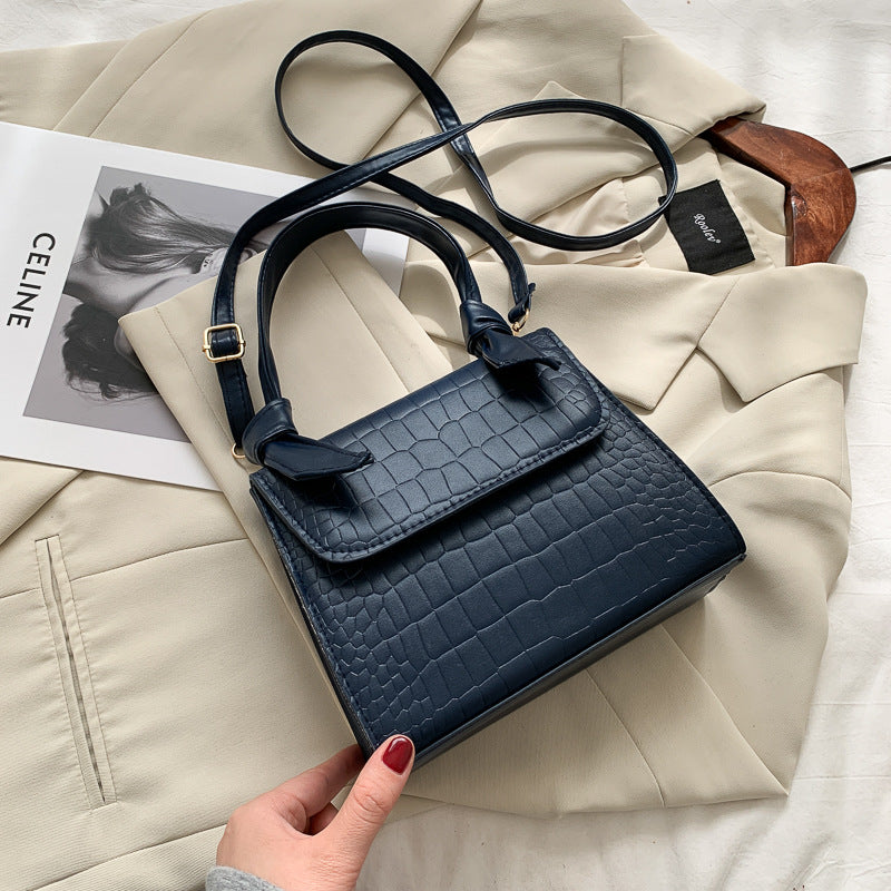 Small square bag retro armpit bag women''s bag – image 4