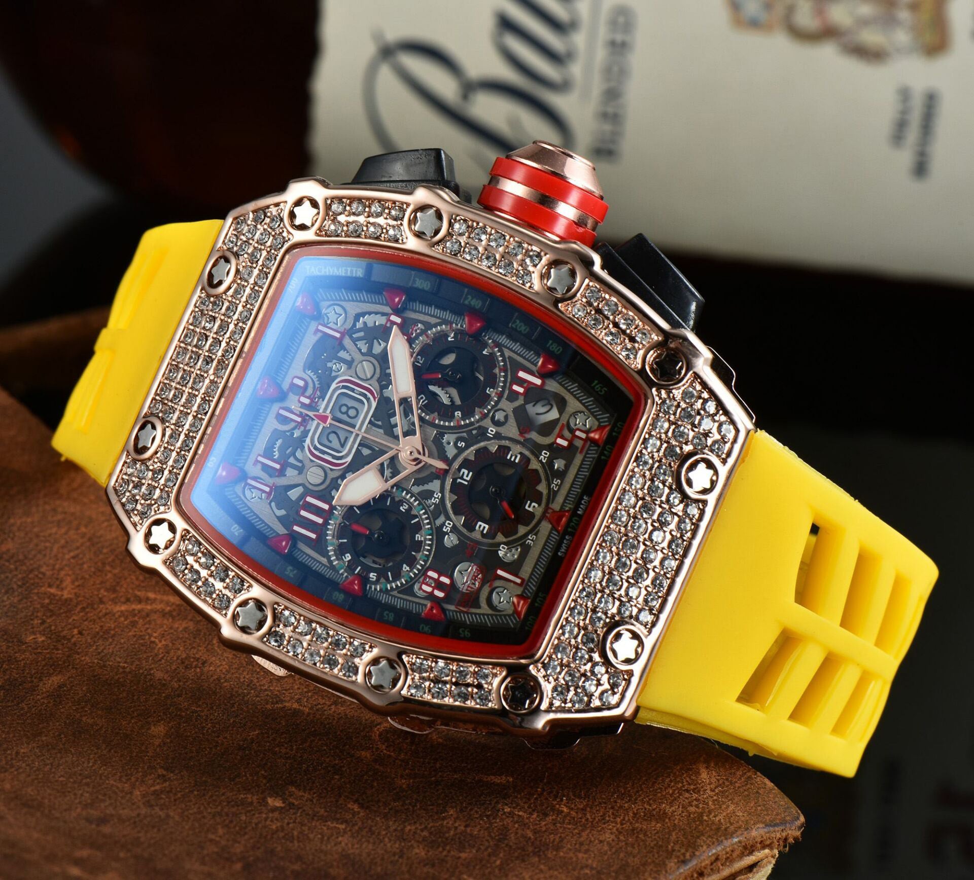 Fashion Diamond Gypsophila Watch Men – image 5