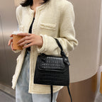 Small square bag retro armpit bag women''s bag – image 6