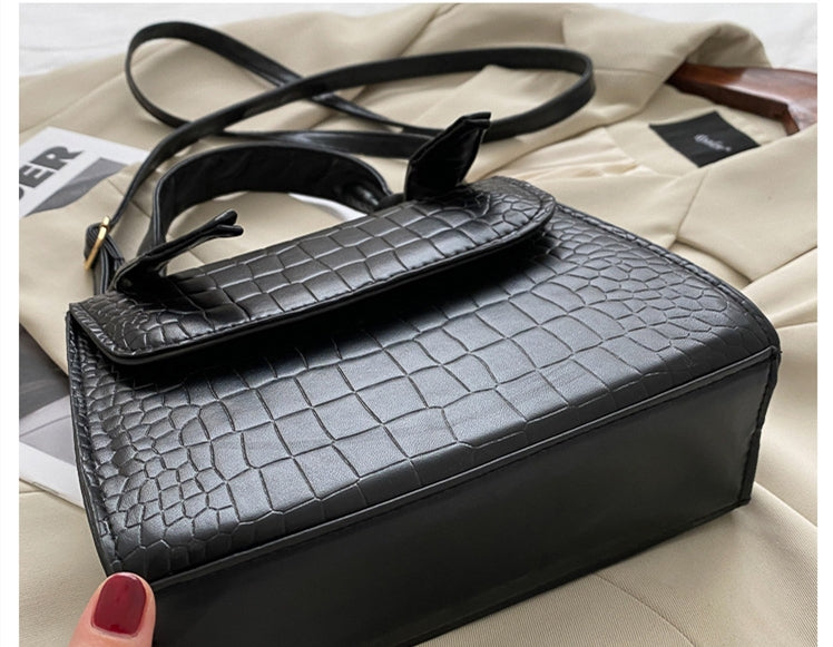 Small square bag retro armpit bag women''s bag – image 7