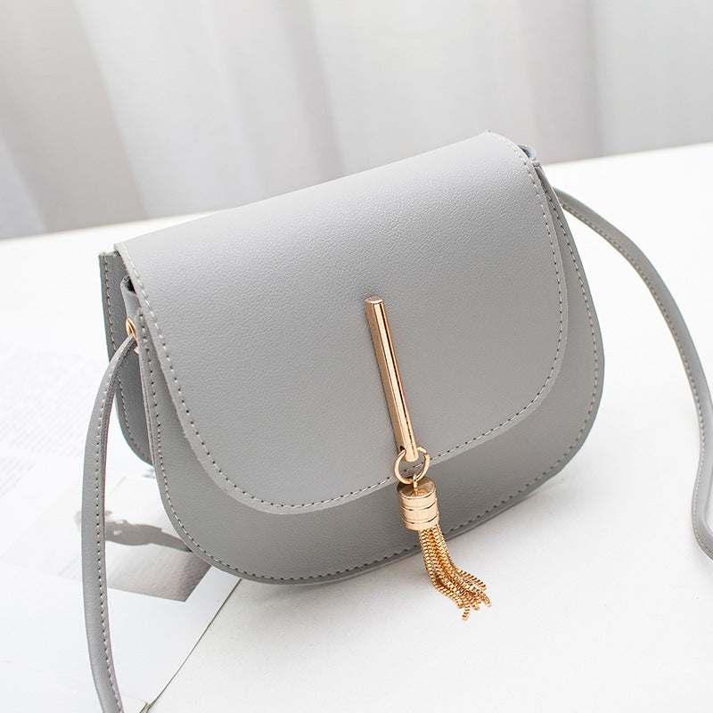 Shoulder bag tassel round bag women bag – image 2