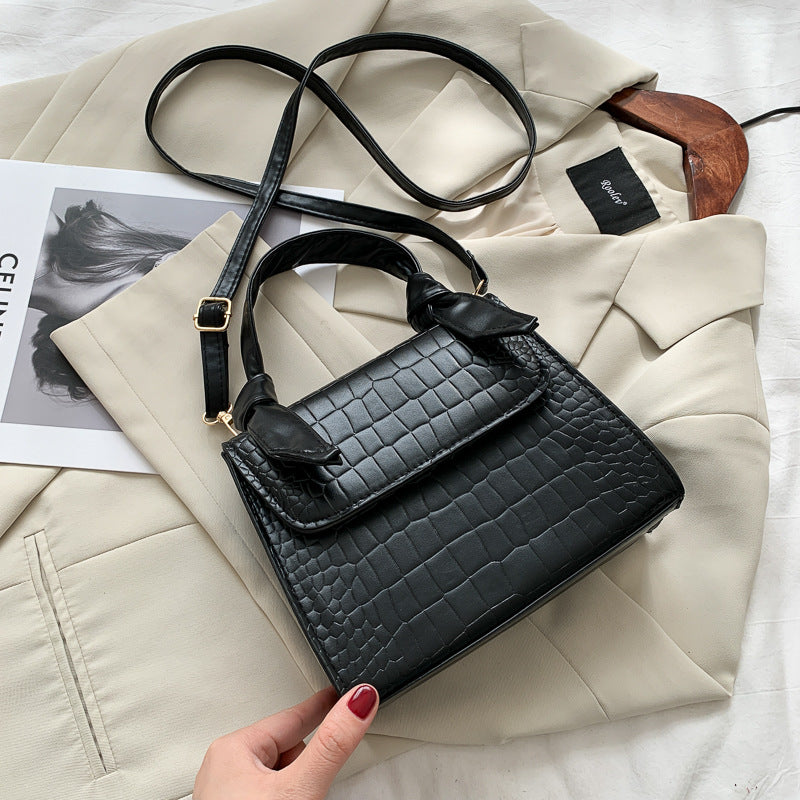 Small square bag retro armpit bag women''s bag – image 5
