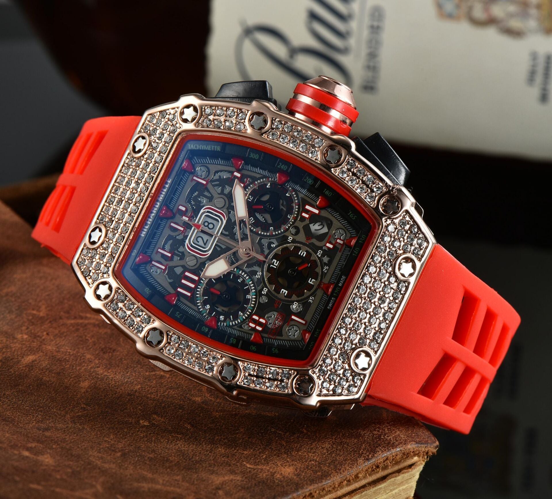 Fashion Diamond Gypsophila Watch Men – image 6