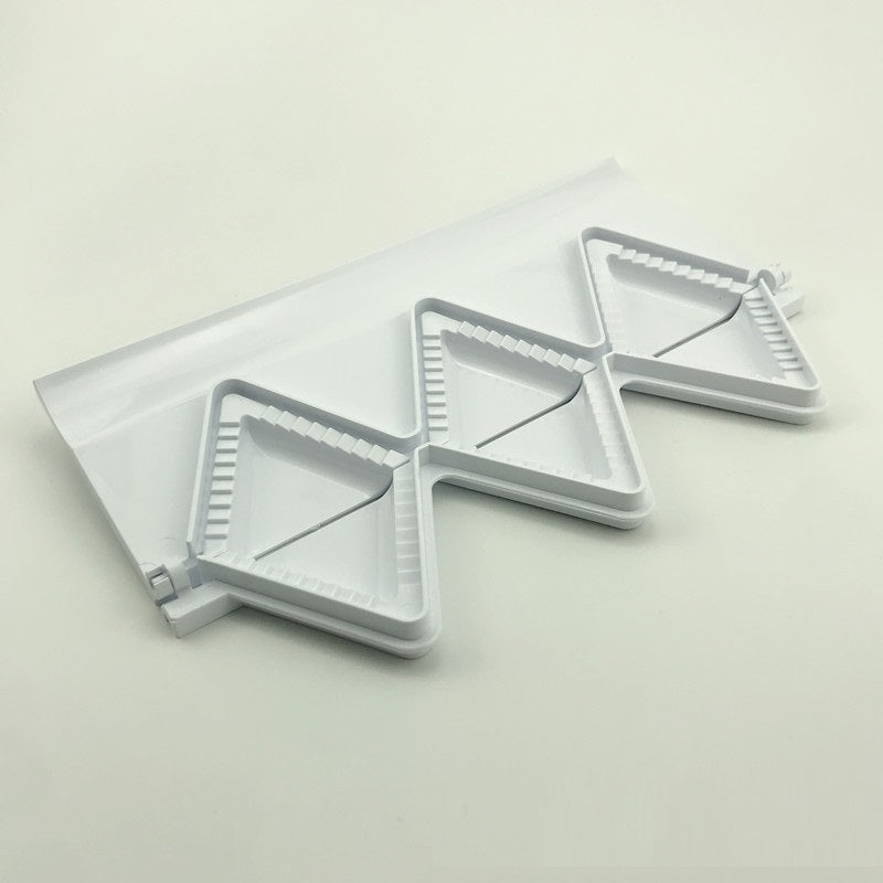 Kitchen Gadgets Triangular Dumpling Mould – image 3